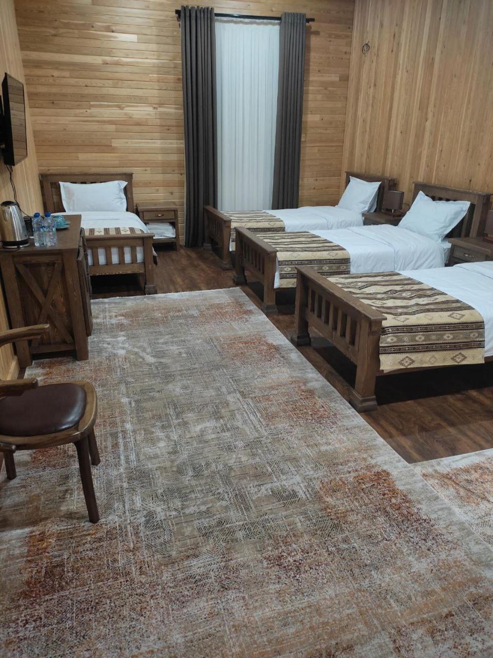 Le Chalet Mont And Restaurant Chorwoq Екстер'єр фото
